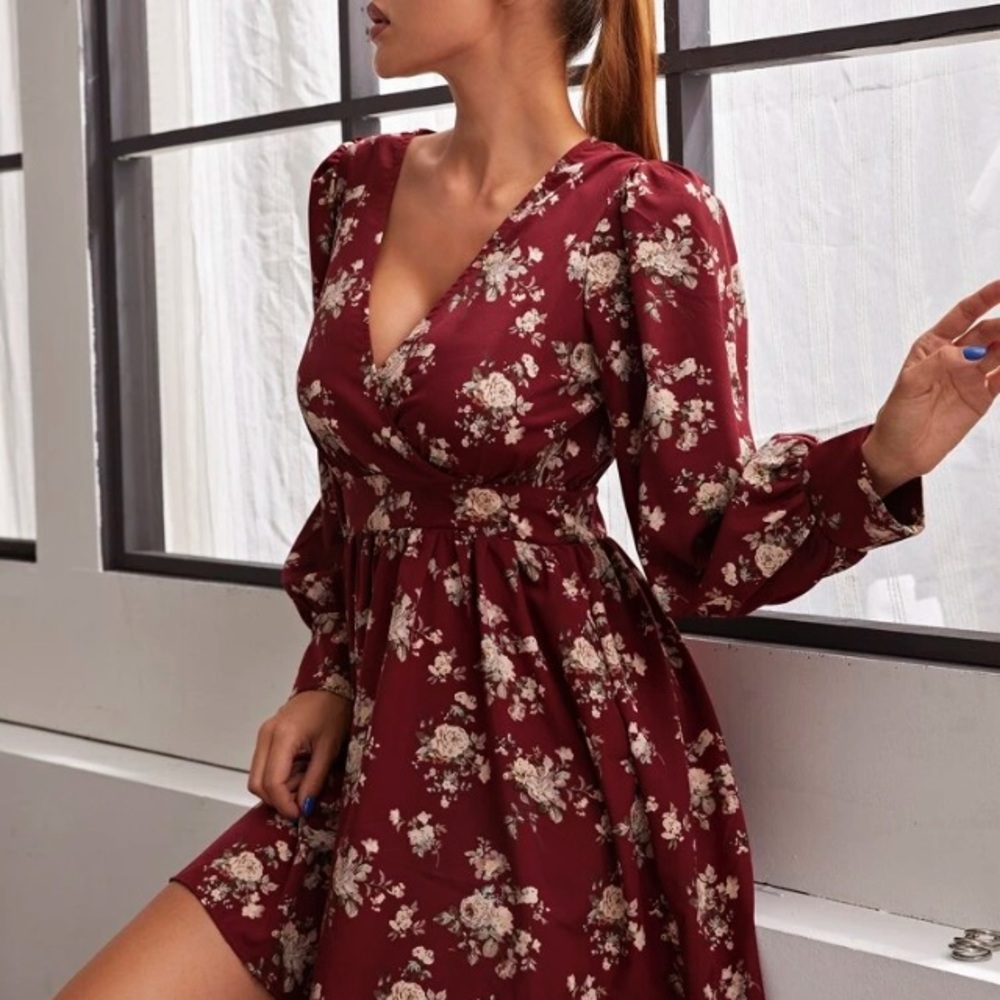 Long Sleeve Red Flower Dress - Picture 4 of 12